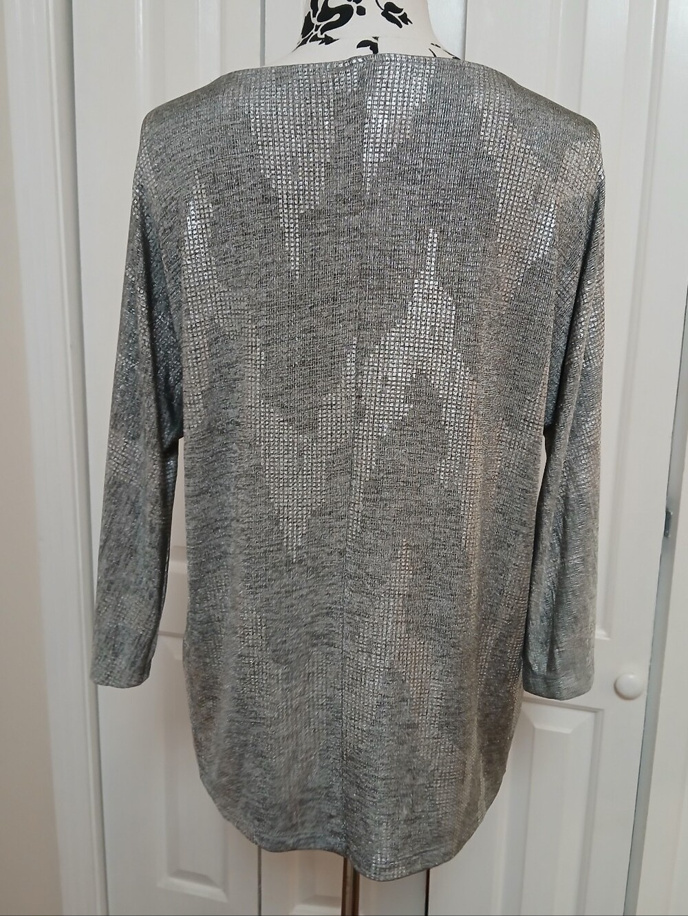 Ruby Rd. Silver Metallic Top - Picture 7 of 8
